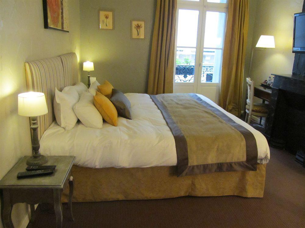 Hotel D'Aragon - Place De La Comedie Montpellier Kültér fotó