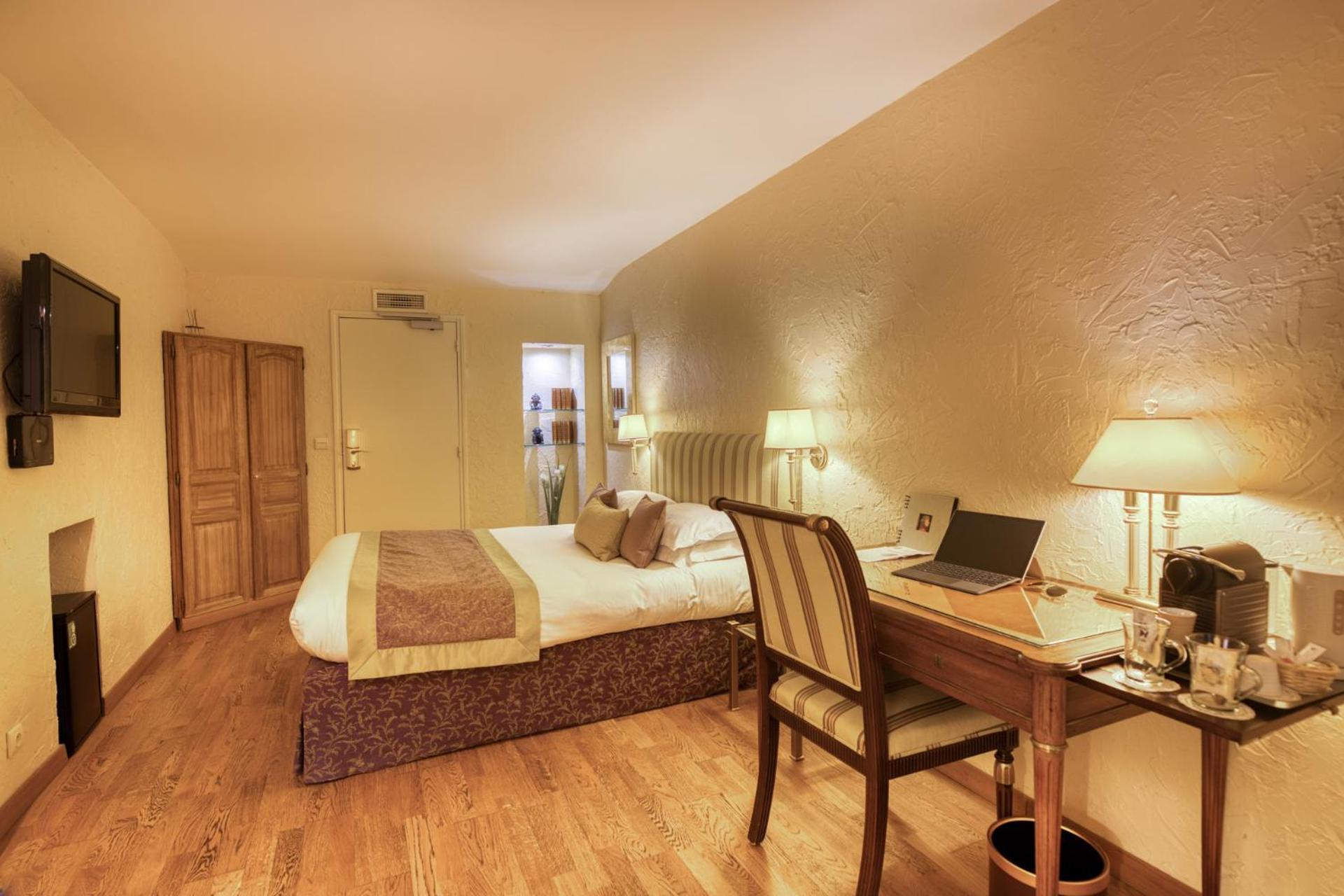 Hotel D'Aragon - Place De La Comedie Montpellier Kültér fotó
